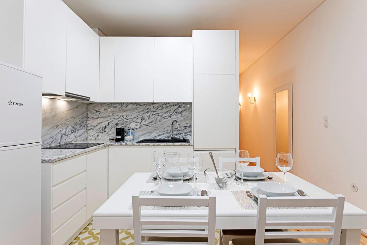 Loios 1Br Flat Downtown By Lovelystay 포르투 외부 사진