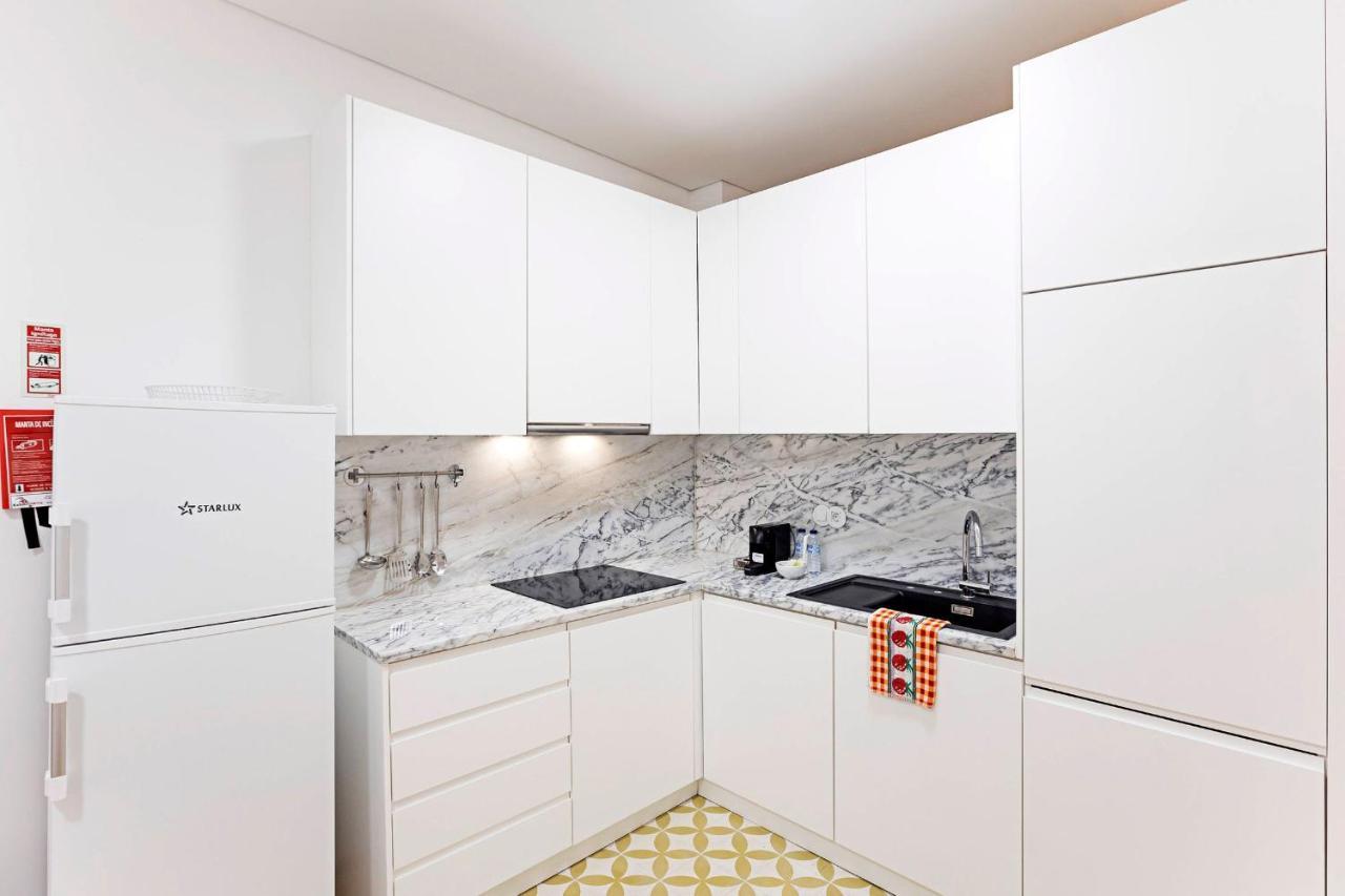 Loios 1Br Flat Downtown By Lovelystay 포르투 외부 사진